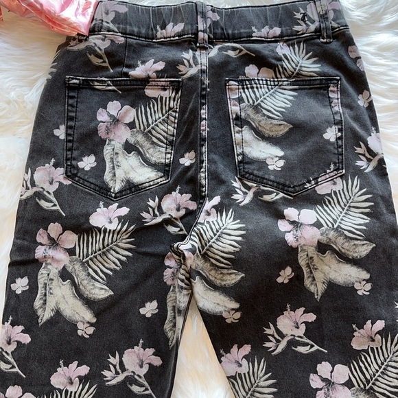 🆕 Juicy Couture Printed Black Floral California Skinny Women's Jeans Size 29 - Picture 6 of 13